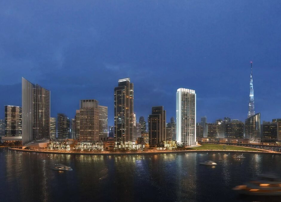 1 br apartment in Peninsula Three under construction, Business Bay, Dubai
