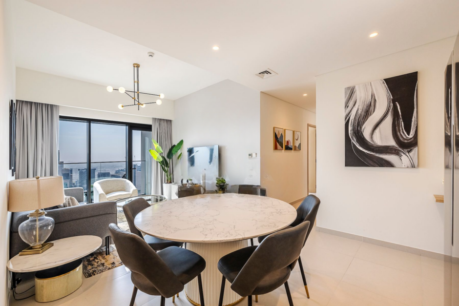 Apartment 2 br in completed complex, Burj Royale project, Downtown, Dubai