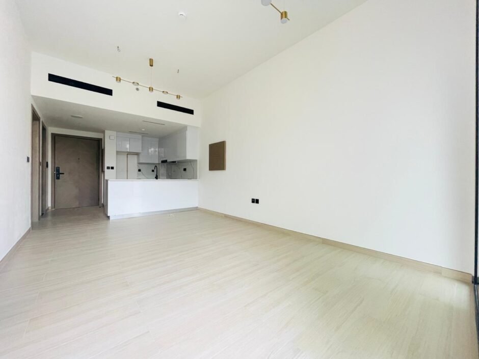 Apartment 1 br in the under construction complex Binghatti Cresent, JVC, Dubai
